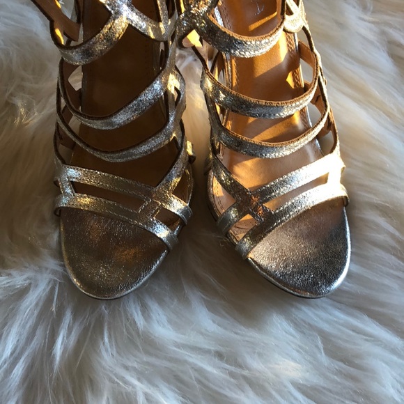 LILIANA | EUC Silver Chic Heels 👠 - Picture 5 of 8